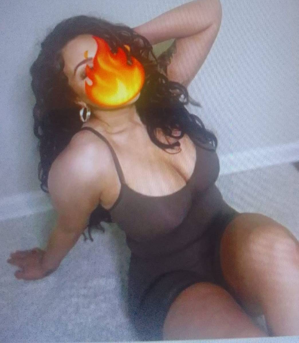 Esenler Escort Bayan Bernayla Tutkunun Sınırlarını Zorlayın